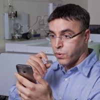 通过呼气传感器就能检测你是否患病