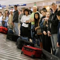 如何实现机场行李的定位跟踪？